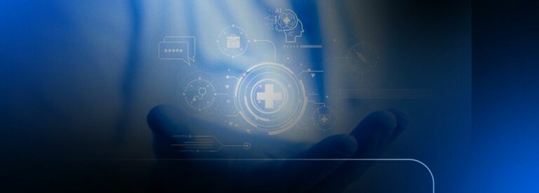 Mão segurando ícones de tecnologia da saúde